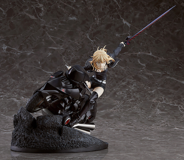 Fate/Grand Order Altria Pendragon Saber, (Alter), & Cuirassier Noir 1/8