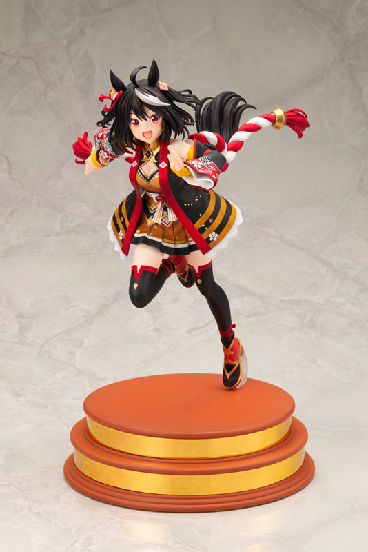 Uma Musume: Pretty Derby Kitasan Black Outrunning the Encroaching Heat 1/7